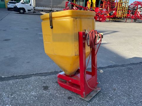 [3571-5535671-3.jpg]