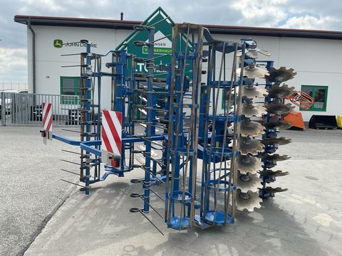[3571-5881302-2.jpg]