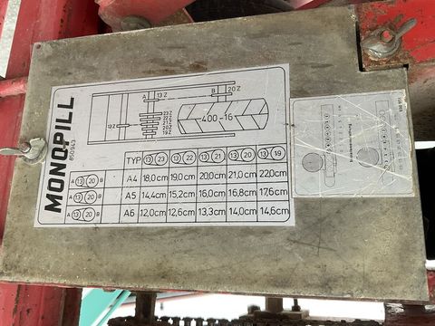 [3571-6087845-17.jpg]