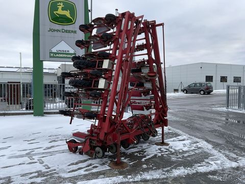 [3571-6087845-3.jpg]