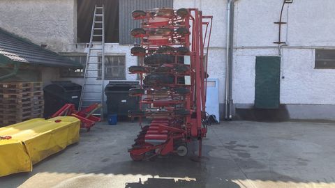 [3571-6087845-9.jpg]