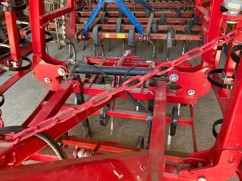 [3571-6273694-4.jpg]