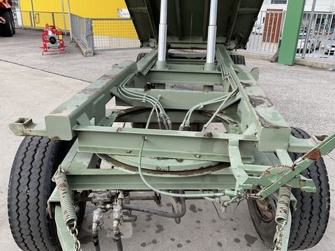 [3571-6386140-10.jpg]