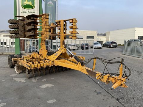 [3571-6433683-2.jpg]