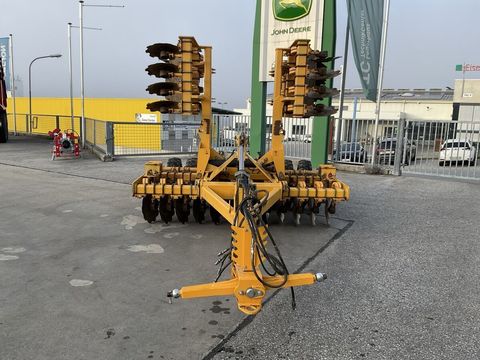 [3571-6433683-5.jpg]