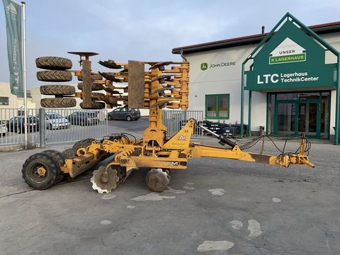 [3571-6433683-7.jpg]