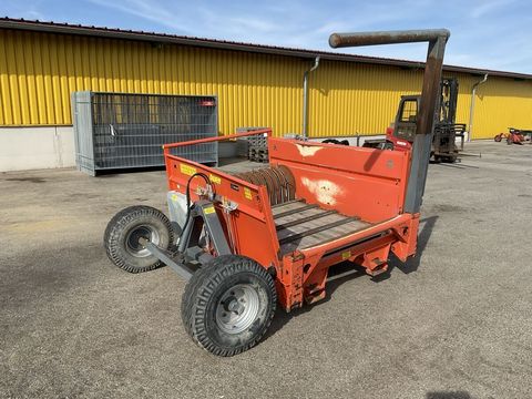 [3571-6478463-4.jpg]