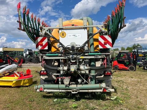 [3571-6478472-14.jpg]