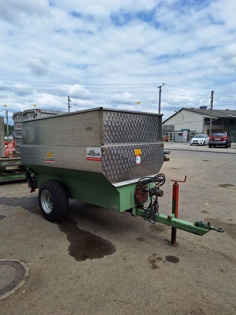 [3571-6478624-1.jpg]