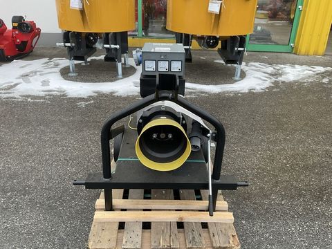 [3571-6679274-4.jpg]