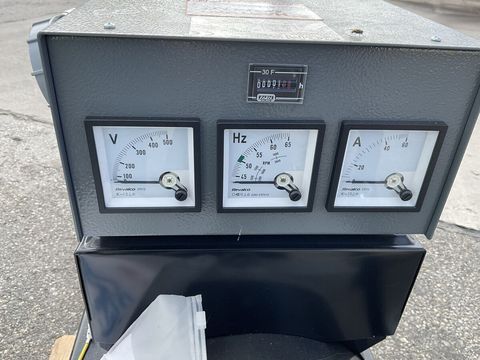 [3571-6746146-10.jpg]