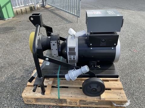 [3571-6746146-5.jpg]