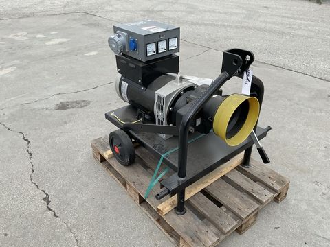 [3571-6746883-1.jpg]