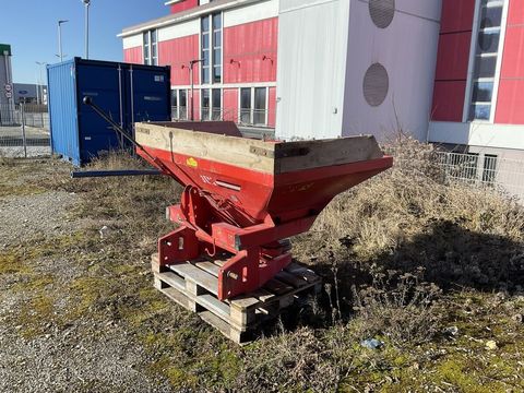 [3571-6753738-0.jpg]