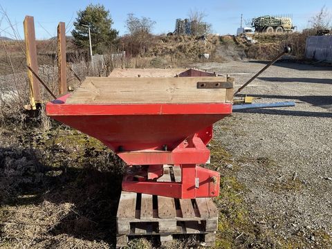 [3571-6753738-5.jpg]