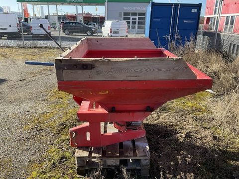 [3571-6753738-7.jpg]