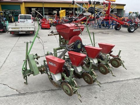 [3571-6769307-3.jpg]