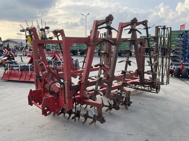 [3571-6804266-0_1.jpg]