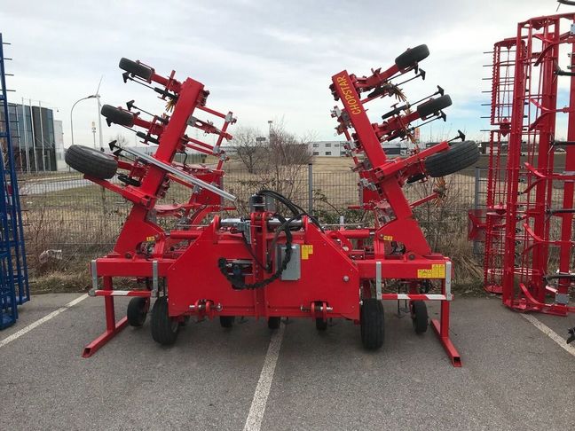 [3592-4152028-0_1.jpg]