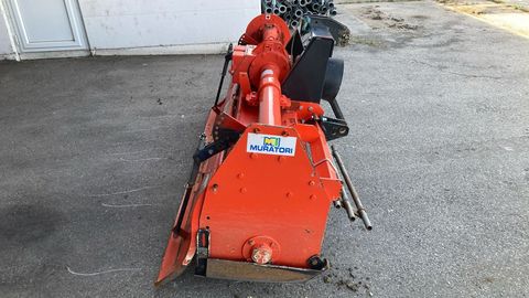 [3592-4338854-5.jpg]
