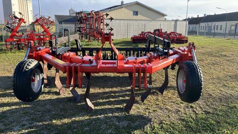 [3592-4575336-3.jpg]