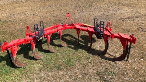 [3592-4575336-6.jpg]