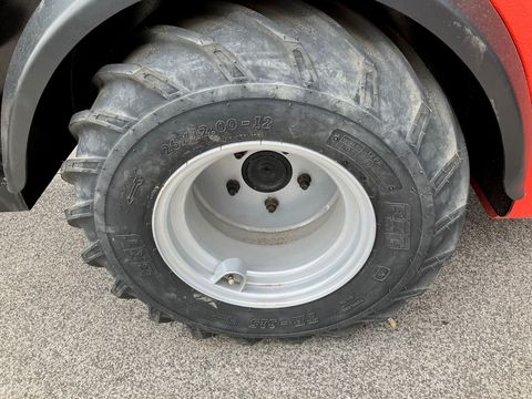 [3592-5562373-12.jpg]