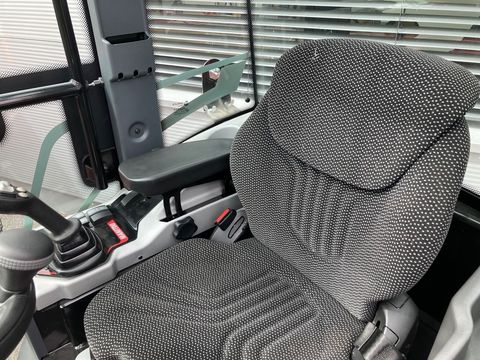 [3592-5562373-16.jpg]