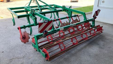 [3592-5624025-3.jpg]