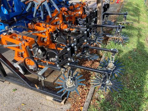 [3592-5795899-5.jpg]