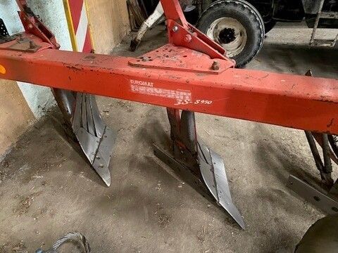 [3592-6328881-1.jpg]