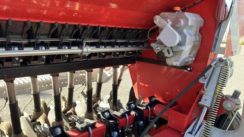 [3592-6391308-8.jpg]