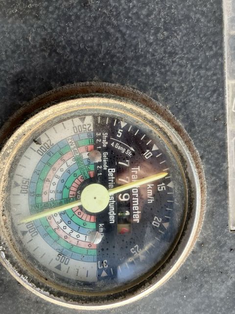 [3592-6495498-10.jpg]