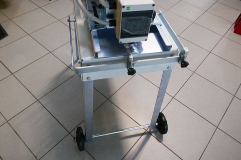 [3600-4315601-10.jpg]