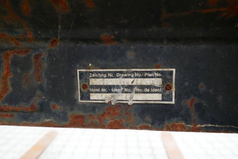 [3600-4487868-2.jpg]