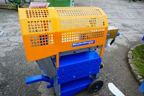 [3600-4635958-2.jpg]