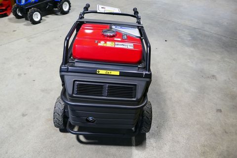 [3600-4781739-1.jpg]