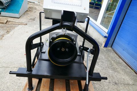 [3600-5113236-14.jpg]