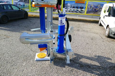 [3600-5152088-11.jpg]