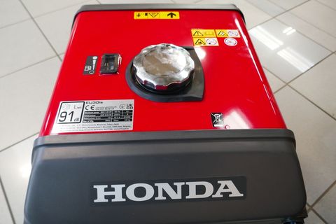 [3600-5440172-2.jpg]