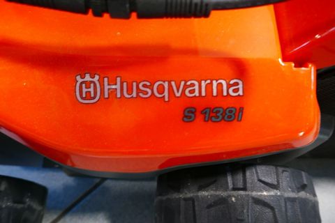 [3600-5548799-2.jpg]