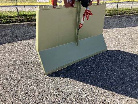 [3600-5611364-2.jpg]