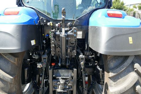 [3600-5624281-10.jpg]