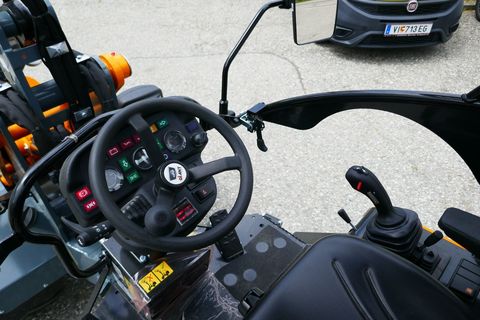 [3600-5691616-8.jpg]