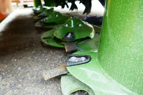 [3600-5702648-8.jpg]