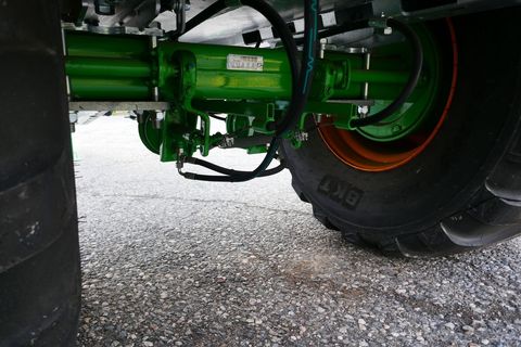 [3600-5704067-8.jpg]