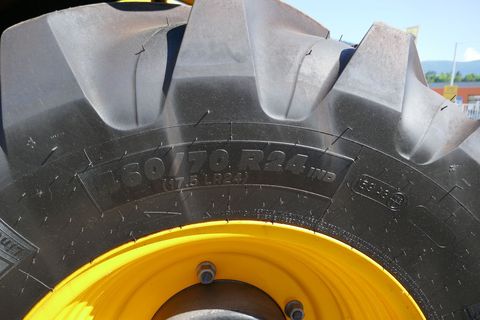 [3600-5767256-4.jpg]