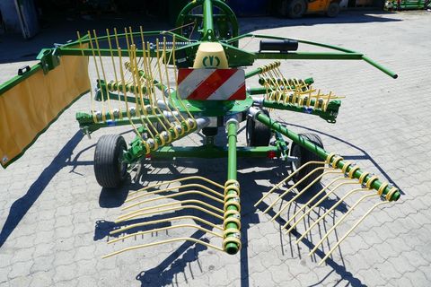 [3600-5851189-5.jpg]