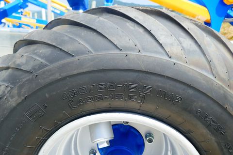 [3600-5881180-5.jpg]