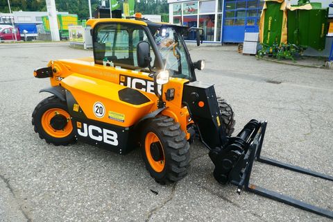 [3600-5890530-1.jpg]